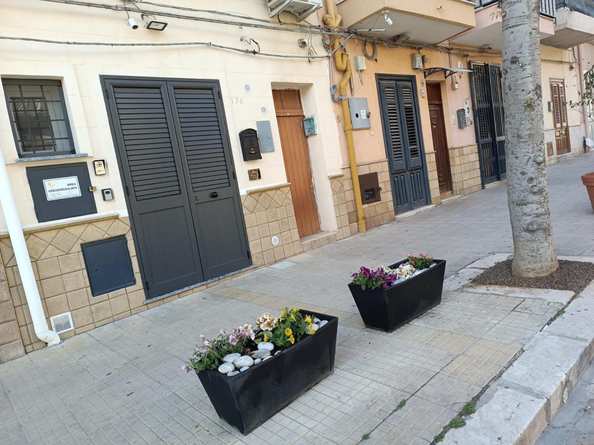 Lannari 176 Casa Vacanze Μπαγκερία Εξωτερικό φωτογραφία